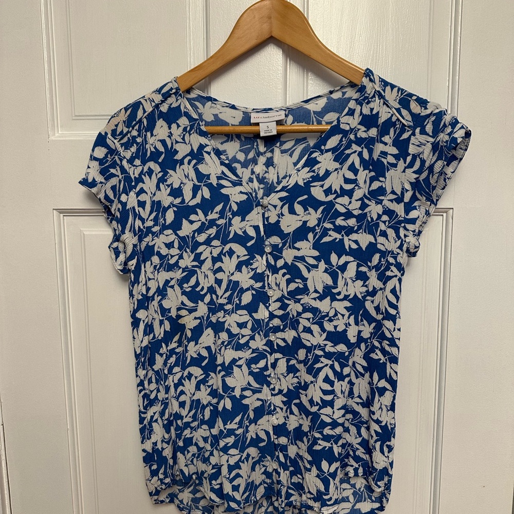 Liz Claiborne Blue and White Leaf Print Blouse